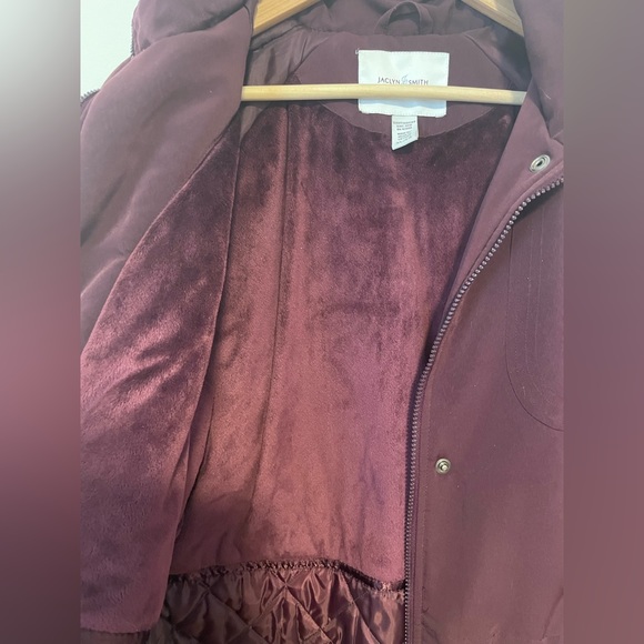 Jaclyn Smith XL Winter Coat w/ Detachable Zippered Hood - Picture 9 of 16